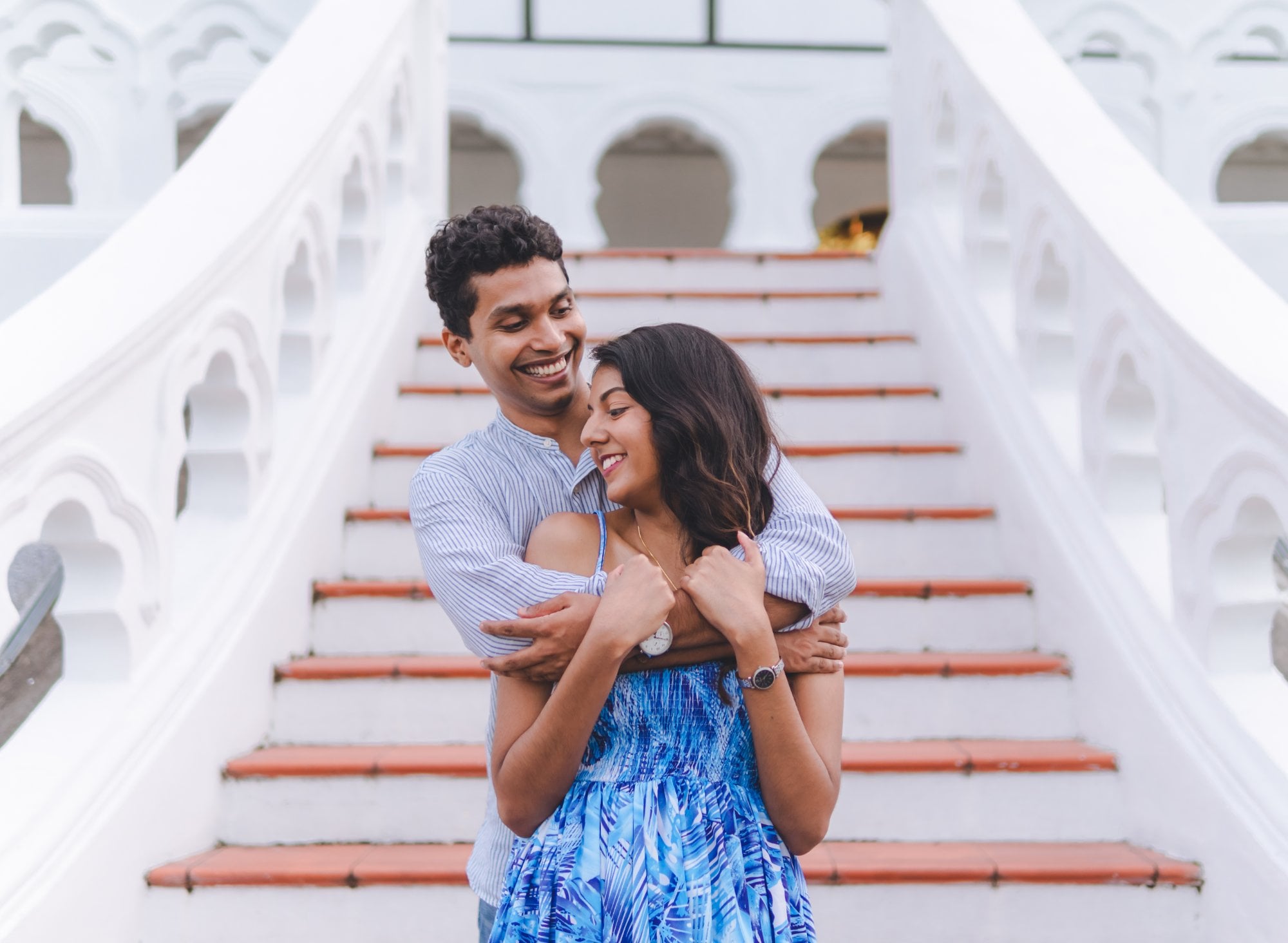 Couples photography — Golden hour on the hill, frame 3 of 5